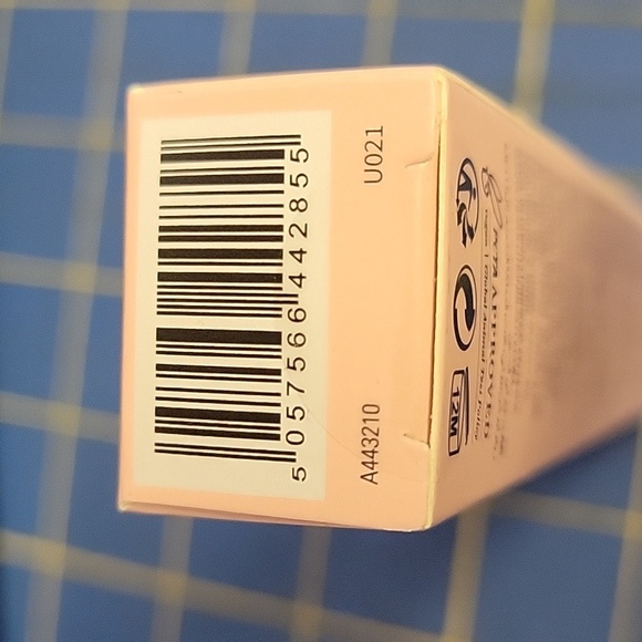 Revolution Retinol Rescue Primer 18ml New In Sealed Box - Picture 4 of 4